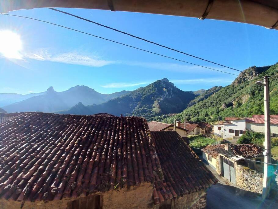 Casa Rustica En Dobres Con Vistas A La Montana Villa Luaran gambar