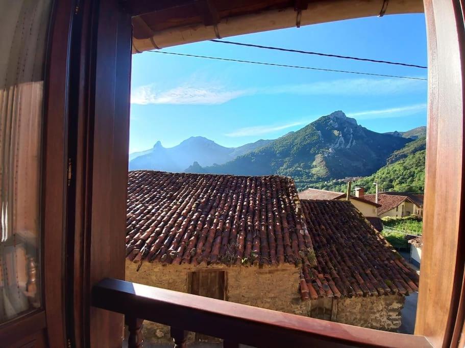 Casa Rustica En Dobres Con Vistas A La Montana Villa Luaran gambar