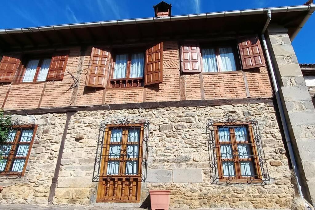 Casa Rustica En Dobres Con Vistas A La Montana Villa Luaran gambar